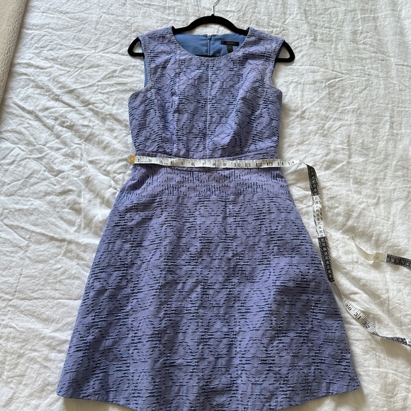 J. Crew Blue Eyelet Jacquard Fit & Flare Dress C9228 (Size 4) - Picture 5 of 10